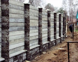 Почему бетонные заборы служат так долго